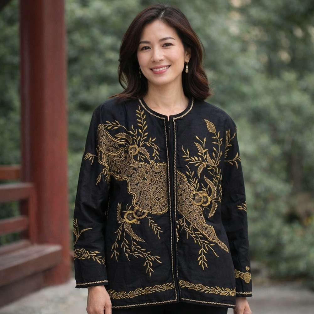 100% SILK VINTAGE Jacket with Gold Embroidery Womens Size Medium (Fits Big)